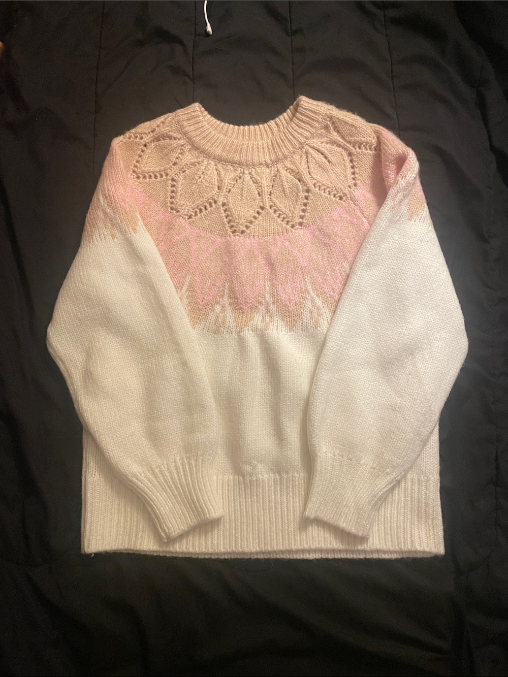 crown & ivy Cream and Pink Knit Crewneck Sweater